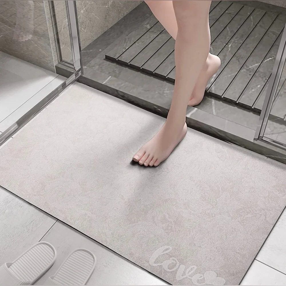 Bathroom Rug Mat Super Absorbent Soft Non Slip Rug, Washable 31”x20” Light Grey